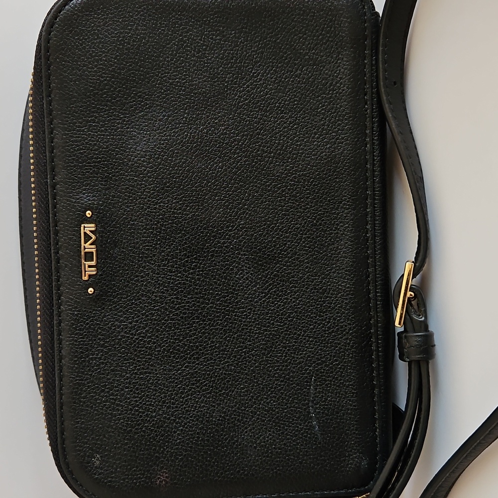 TUMI Black Leather Crossbody Bag Detachable Strap - Picture 3 of 17